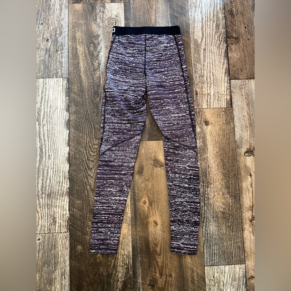 Nike- dri-fit printed leggings - small - Picture 5 of 5